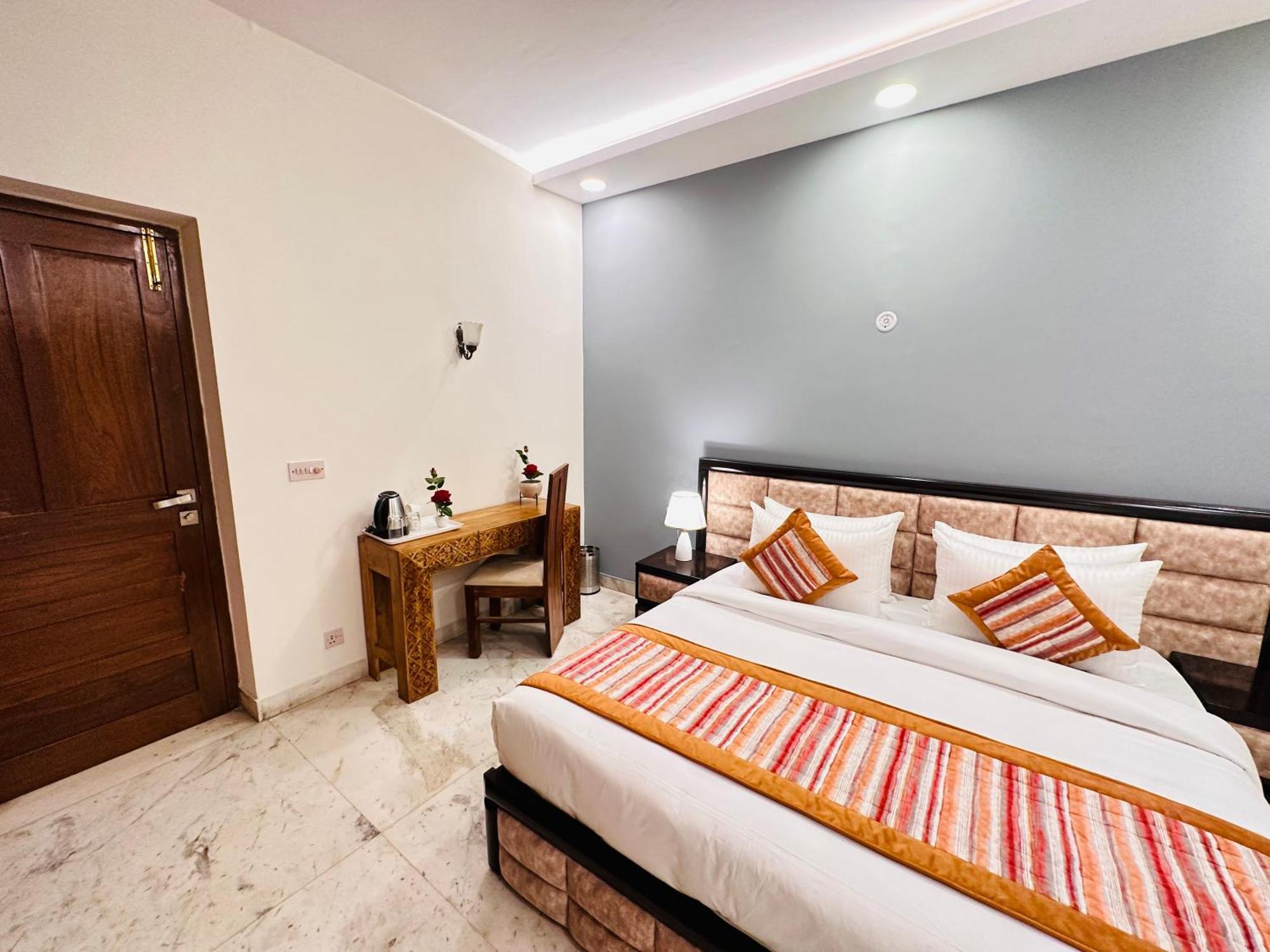 فندق Grove Residency Hauz Khas New Delhi Couple Friendly المظهر الخارجي الصورة