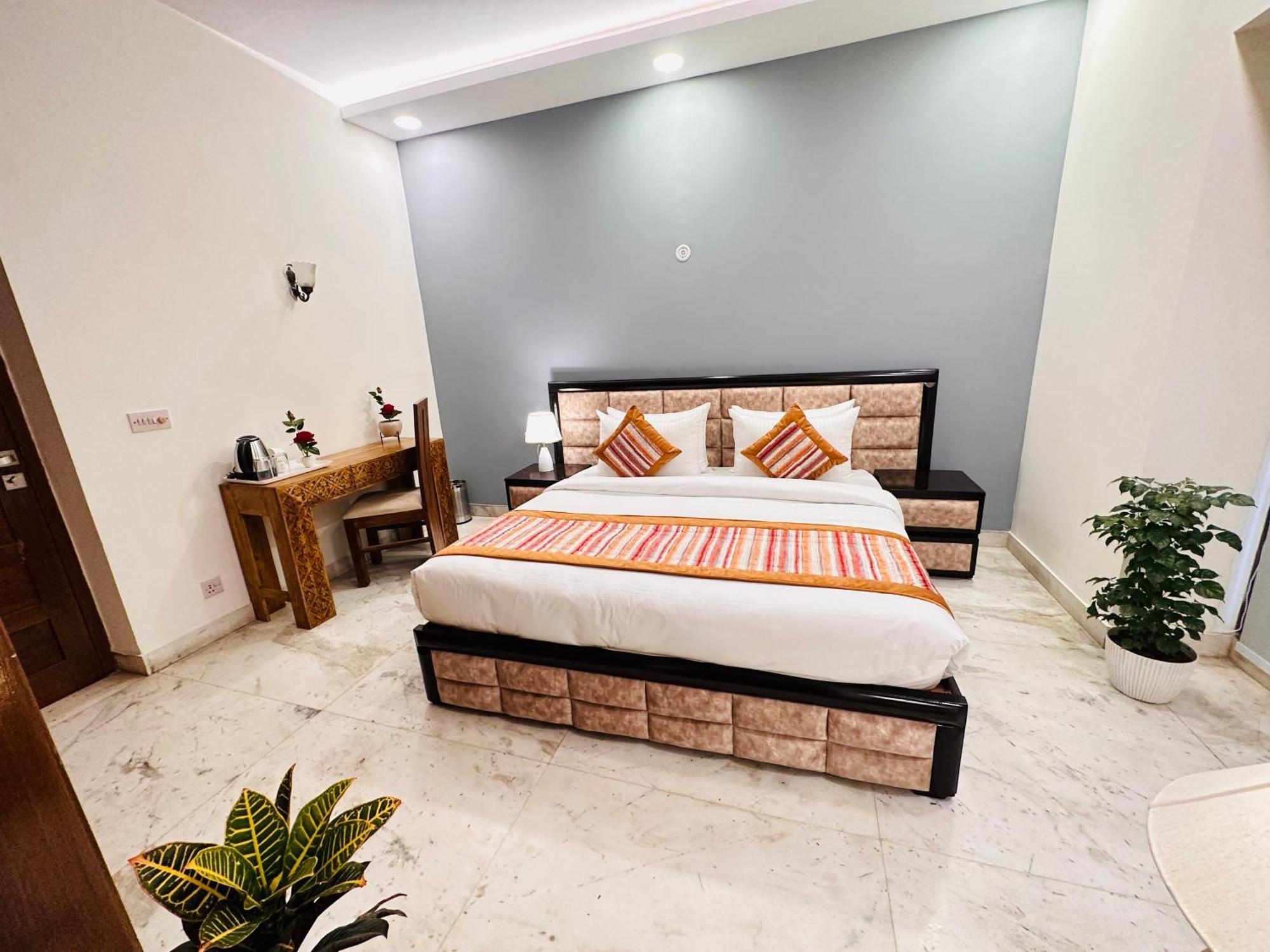 فندق Grove Residency Hauz Khas New Delhi Couple Friendly المظهر الخارجي الصورة