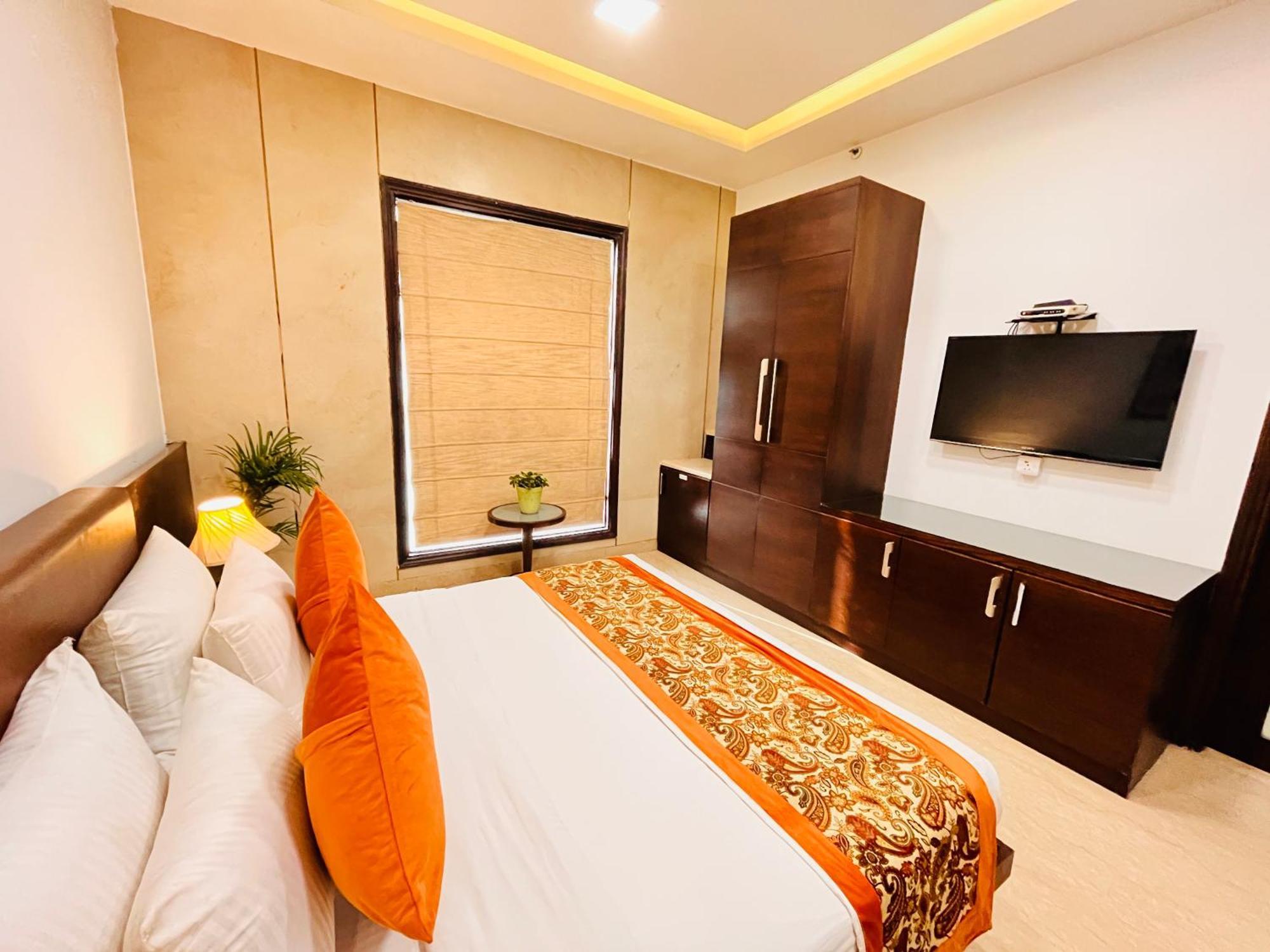 فندق Grove Residency Hauz Khas New Delhi Couple Friendly المظهر الخارجي الصورة